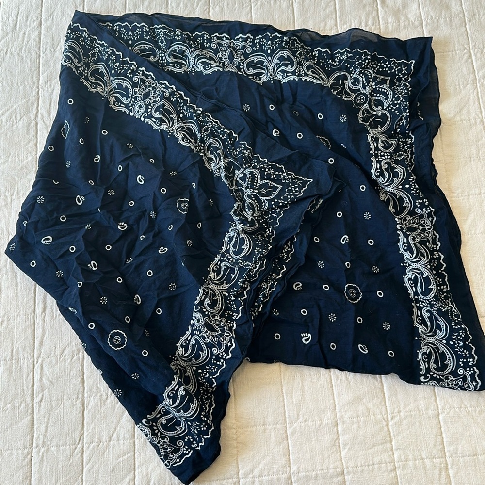 Madewell bandana? Scarf?